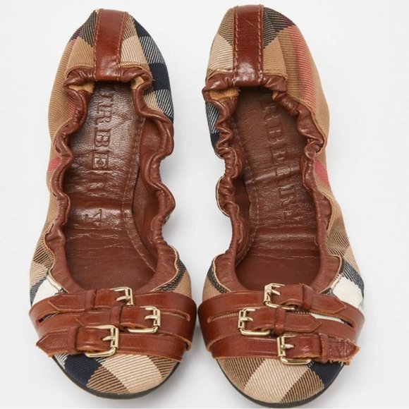 Burberry Shoes - Burberry Brown Nova Check Canvas and Leather Buckle Detail Scrunch Ballet Flats